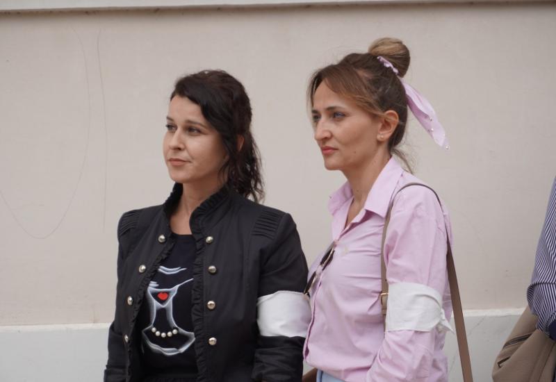 Djevojke s bijelim trakama - Dan bijelih traka obilježen u Mostaru